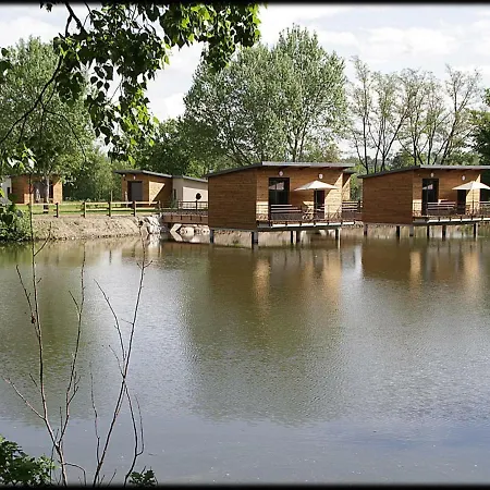 Au Bord De L'etang Avec Terrasse Privative, Parfaits Pour La Peche Et Detente En Nature - Fr-1-496-88